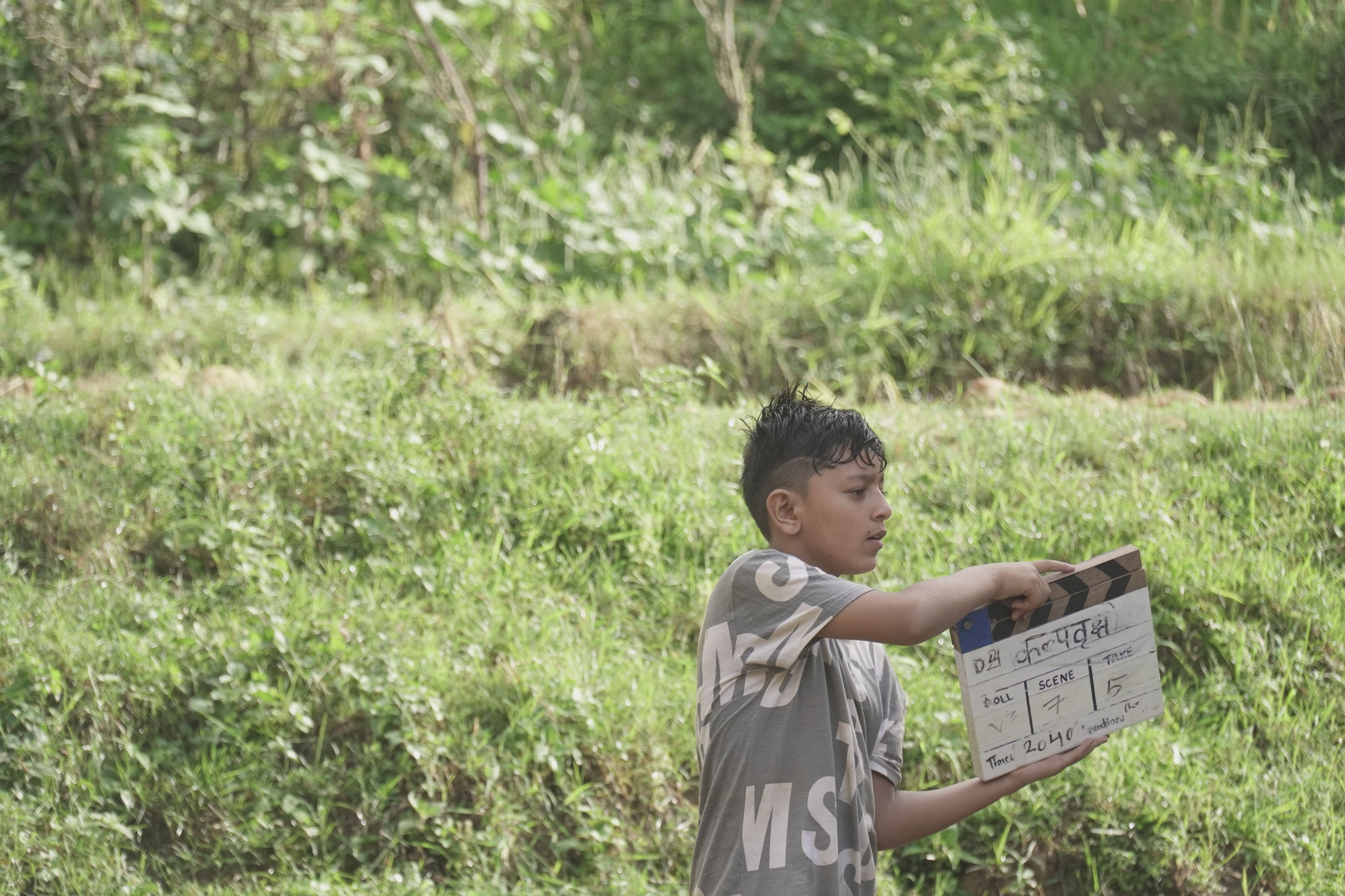 Behind the scenes 25